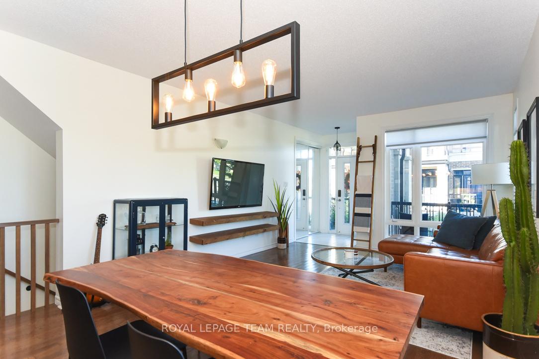 Photo 6 of 228 Pembina Private, Ottawa, Riverside South/Gloucester Glen — HOMEH
