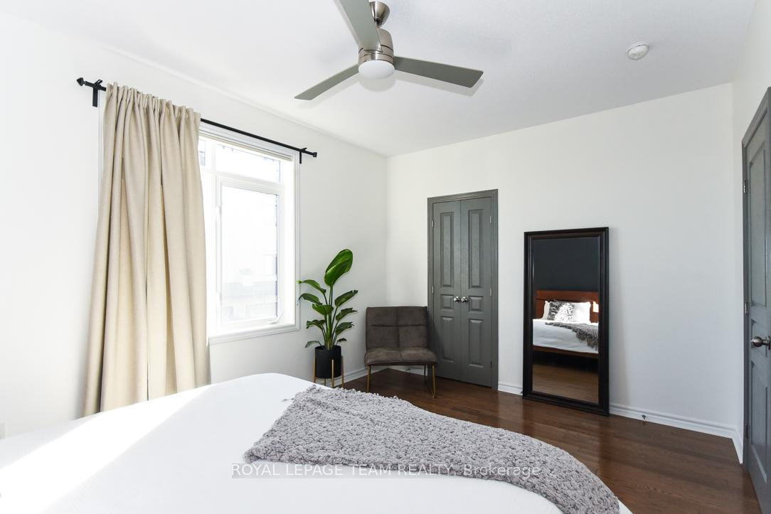 Photo 10 of 228 Pembina Private, Ottawa, Riverside South/Gloucester Glen — HOMEH