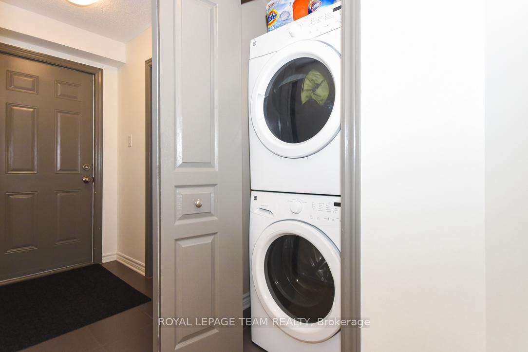 Photo 18 of 228 Pembina Private, Ottawa, Riverside South/Gloucester Glen — HOMEH
