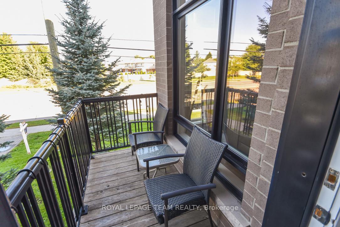 Photo 19 of 228 Pembina Private, Ottawa, Riverside South/Gloucester Glen — HOMEH