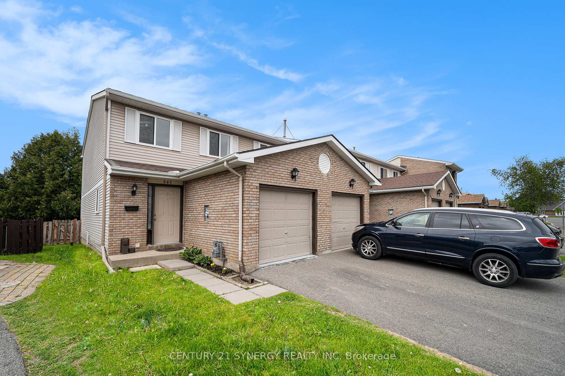 Photo 1 of 345 Monica Crescent, Ottawa, Bilberry Creek/Queenswood Heights — HOMEH