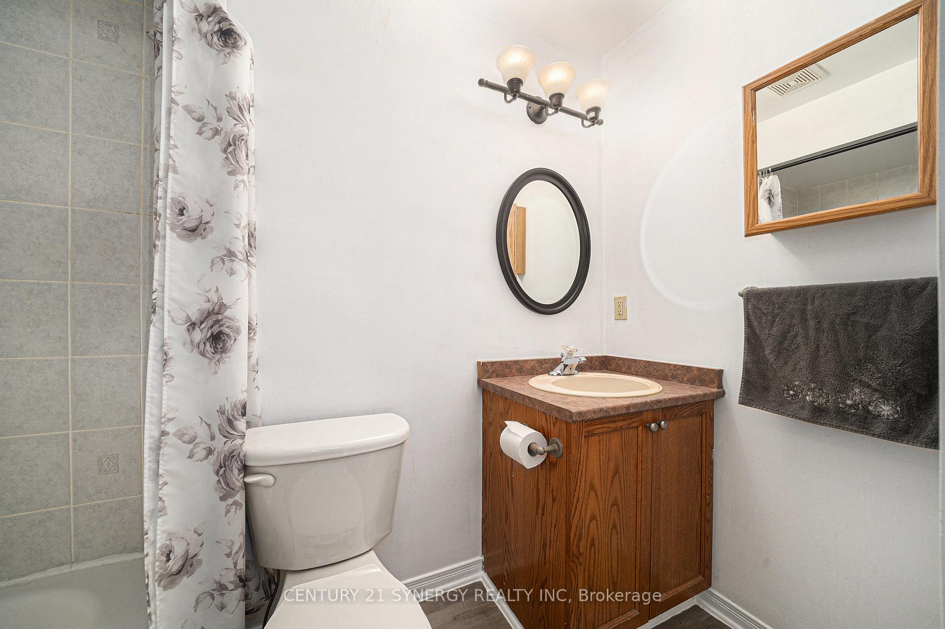 Photo 17 of 345 Monica Crescent, Ottawa, Bilberry Creek/Queenswood Heights — HOMEH