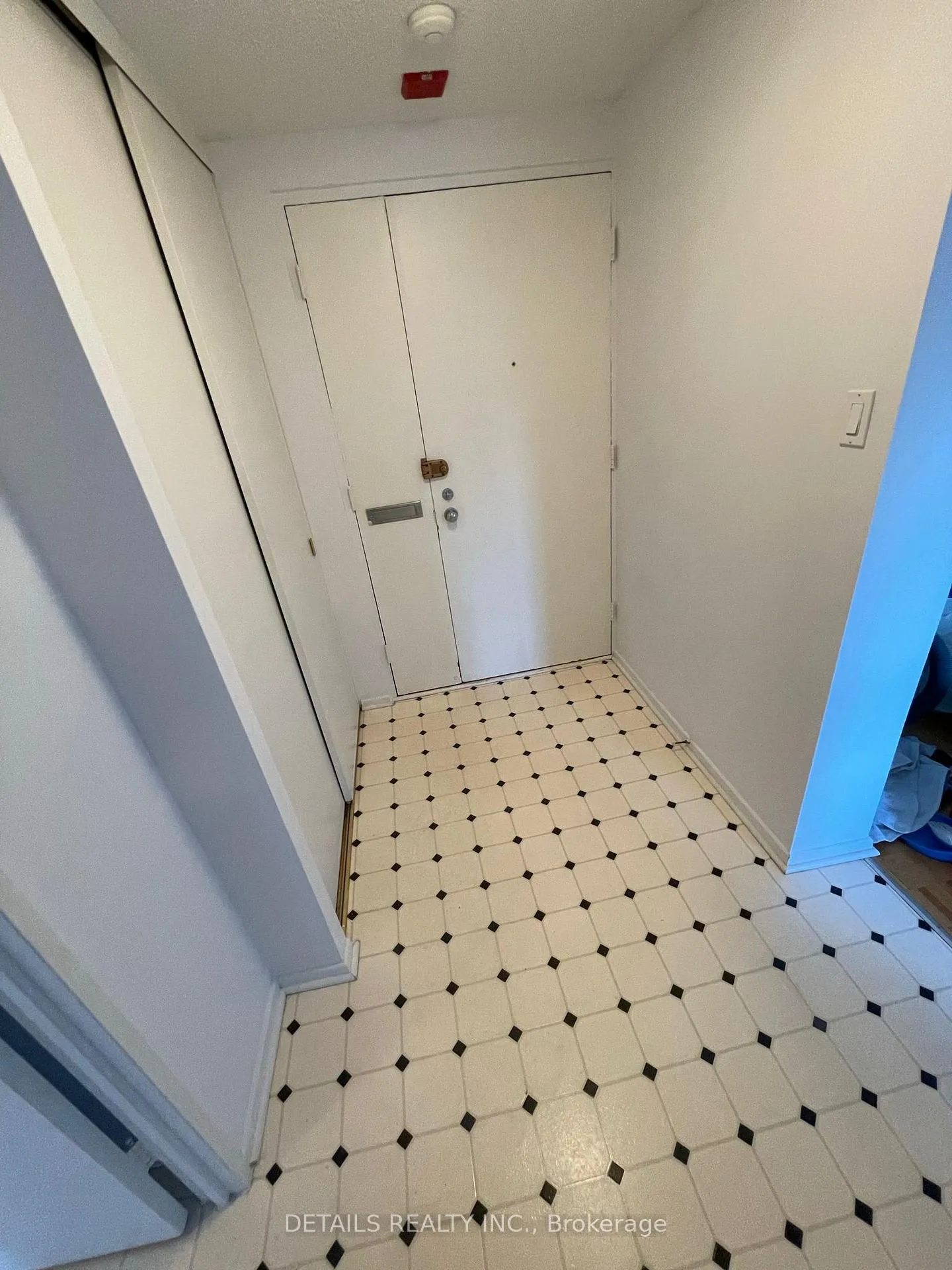 Photo 9 of Unit 1102, 1356 Meadowlands Drive E, Ottawa, Borden Farm/Stewart Farm/Carleton Heights/Parkwood Hills — HOMEH
