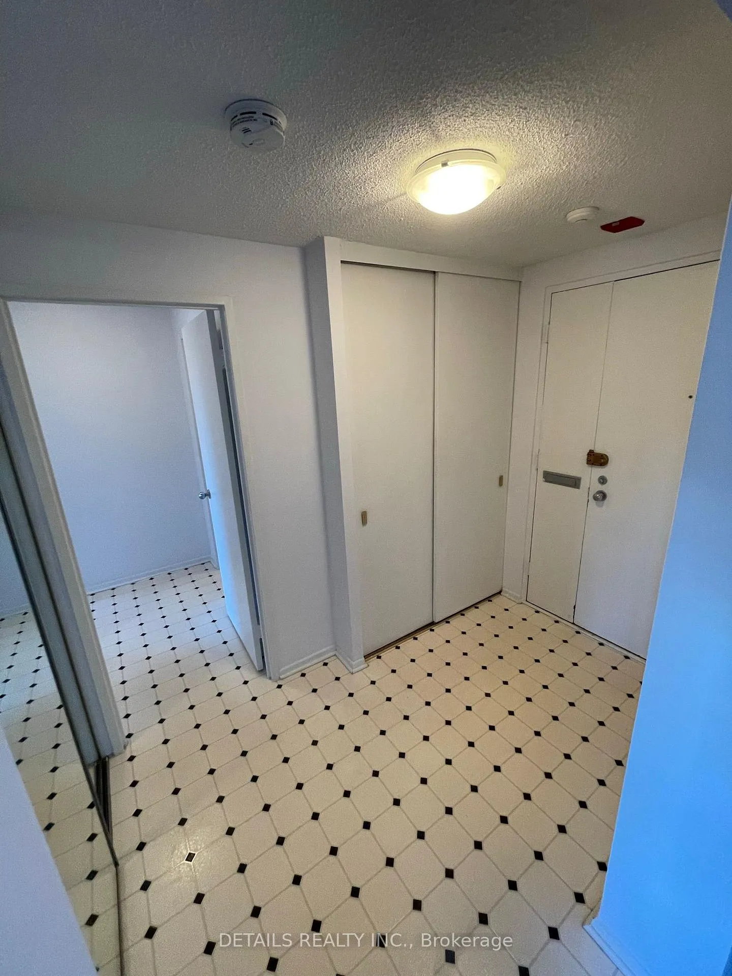 Photo 25 of Unit 1102, 1356 Meadowlands Drive E, Ottawa, Borden Farm/Stewart Farm/Carleton Heights/Parkwood Hills — HOMEH