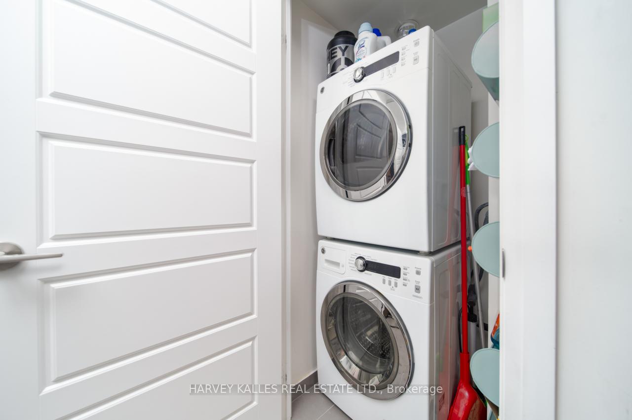 Photo 13 of Unit 301, 8200 Birchmount Road, Markham, Unionville — HOMEH