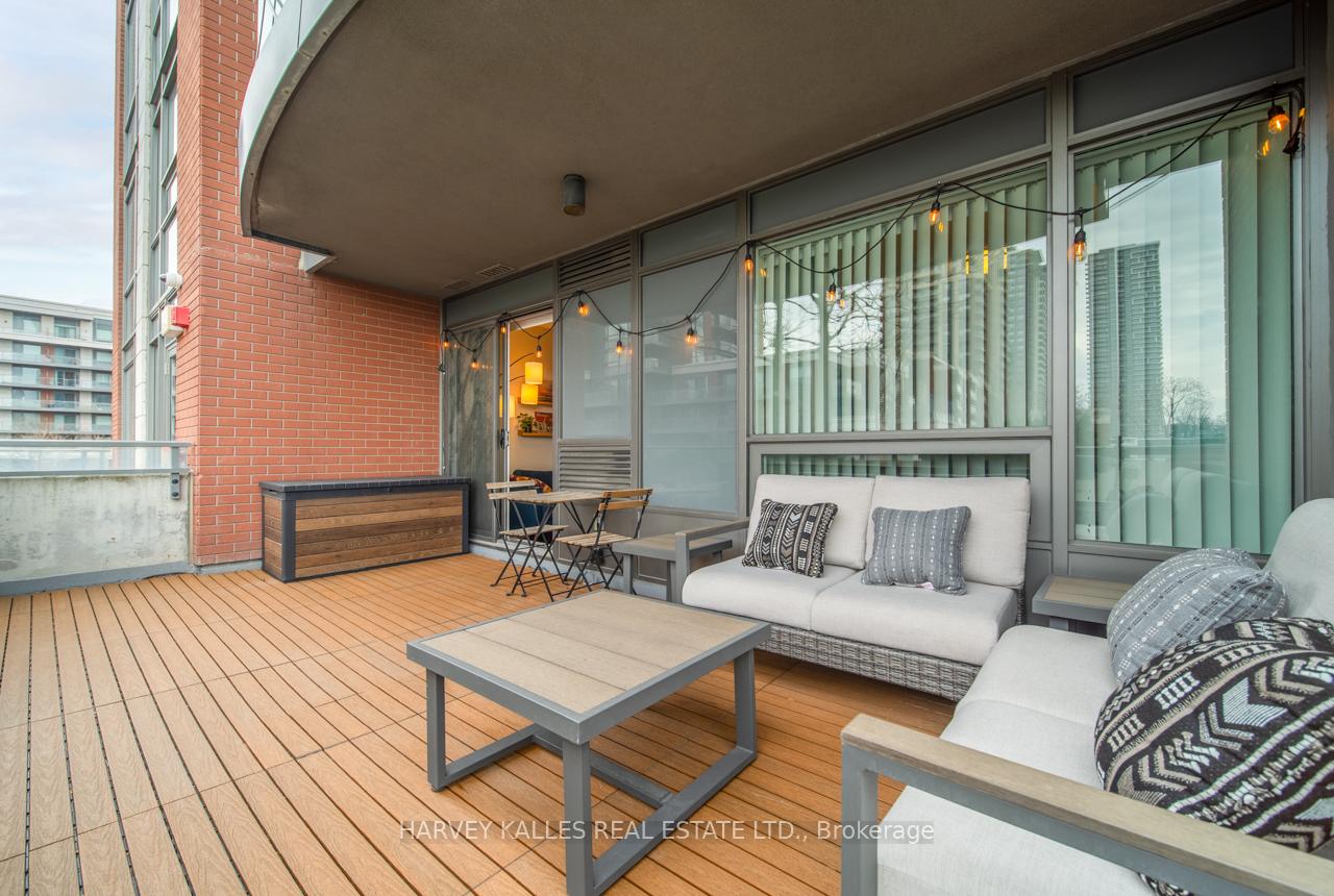 Photo 15 of Unit 301, 8200 Birchmount Road, Markham, Unionville — HOMEH