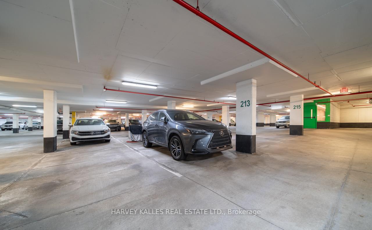 Photo 17 of Unit 301, 8200 Birchmount Road, Markham, Unionville — HOMEH
