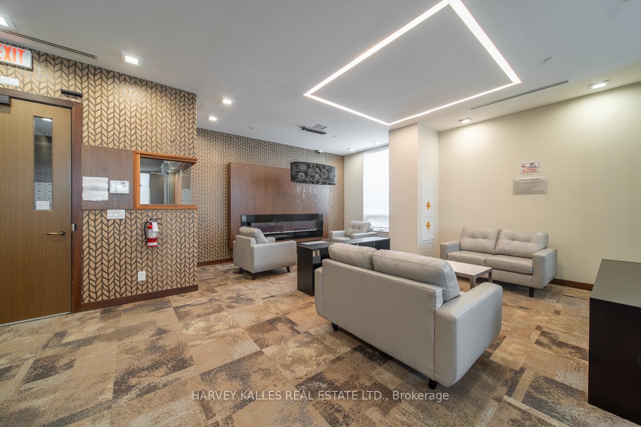 Photo 22 of Unit 301, 8200 Birchmount Road, Markham, Unionville — HOMEH
