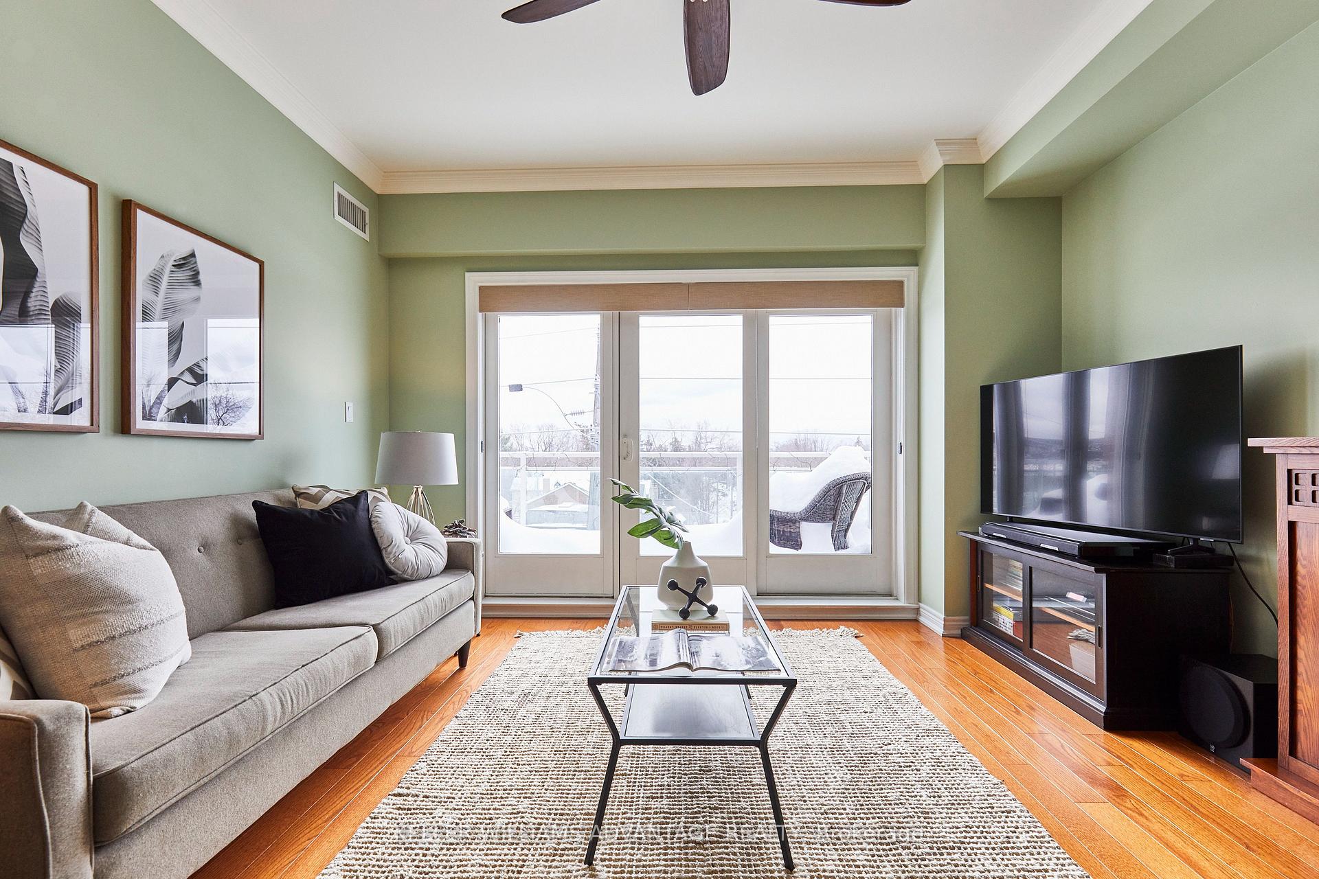 Photo 7 of Unit 405, 1 Lawlor Avenue, Toronto, The Beaches — HOMEH