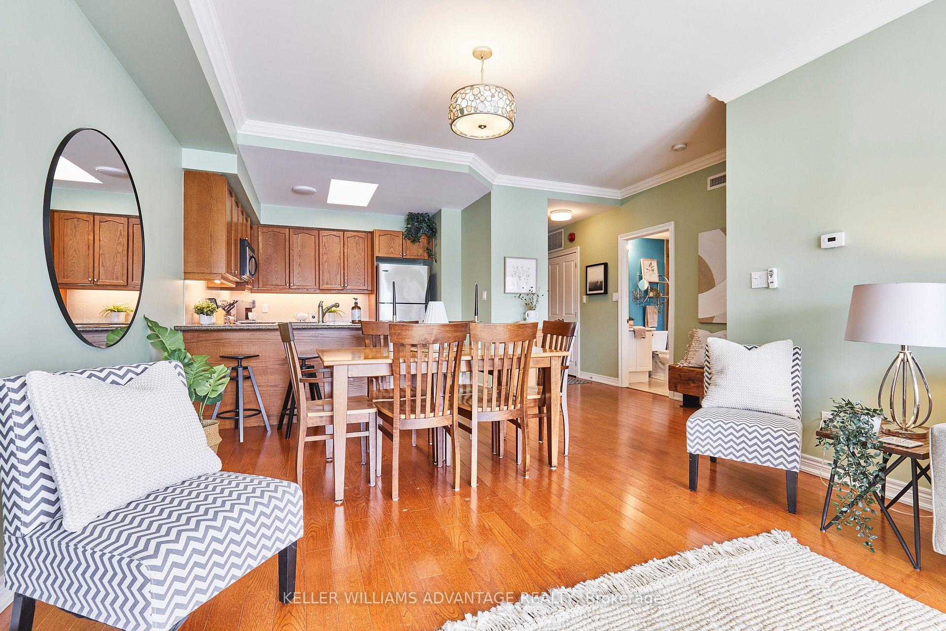 Photo 8 of Unit 405, 1 Lawlor Avenue, Toronto, The Beaches — HOMEH