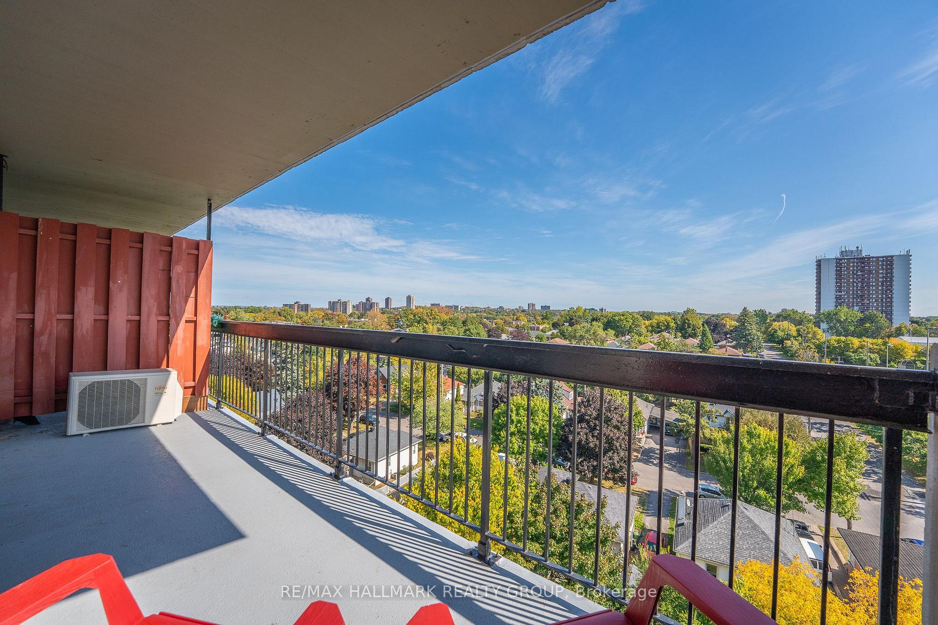 Photo 11 of Unit 808, 158C McArthur Avenue, Ottawa, Vanier — HOMEH
