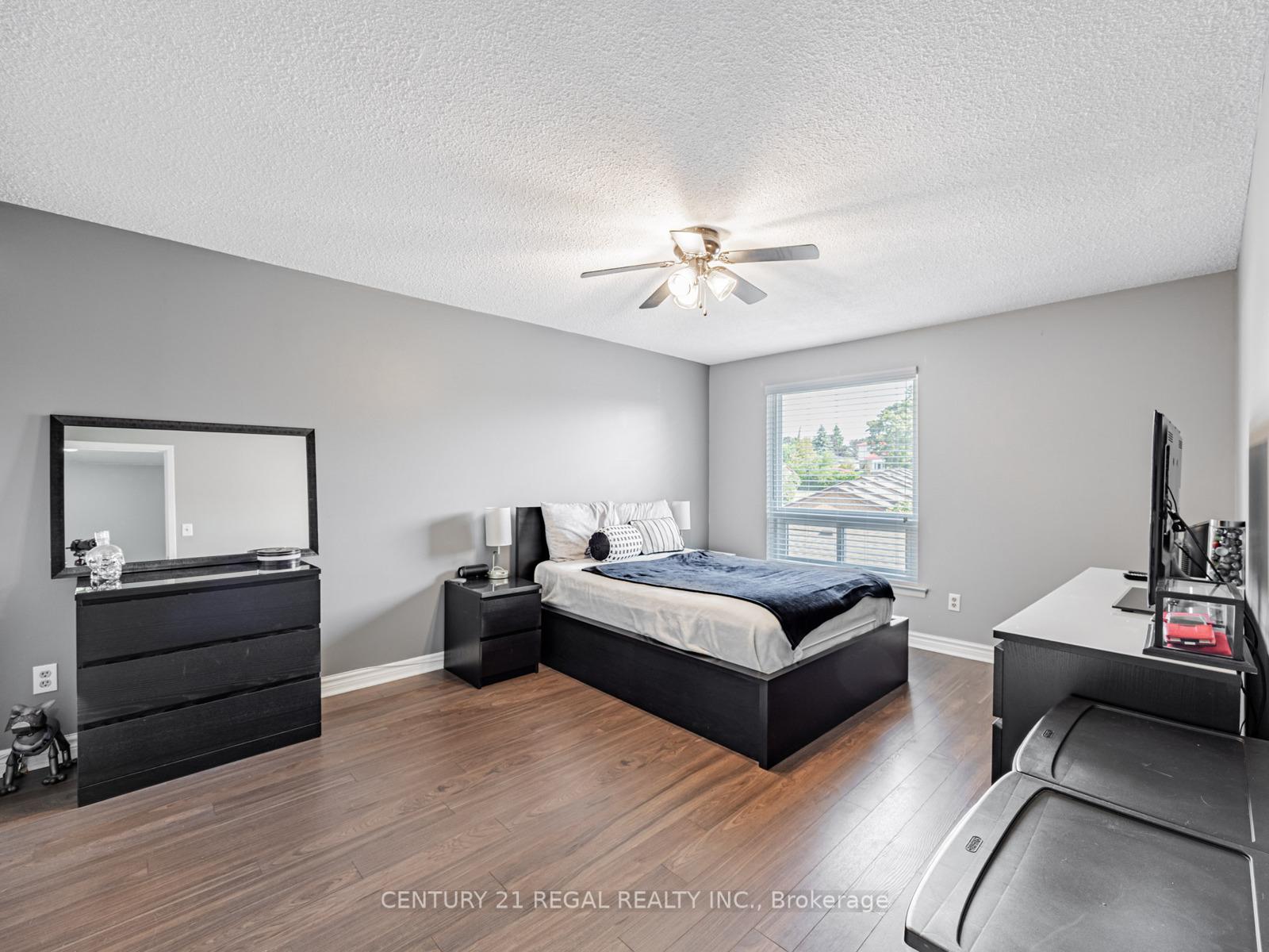 Photo 18 of 4 Groves Lane, Ajax, South East — HOMEH