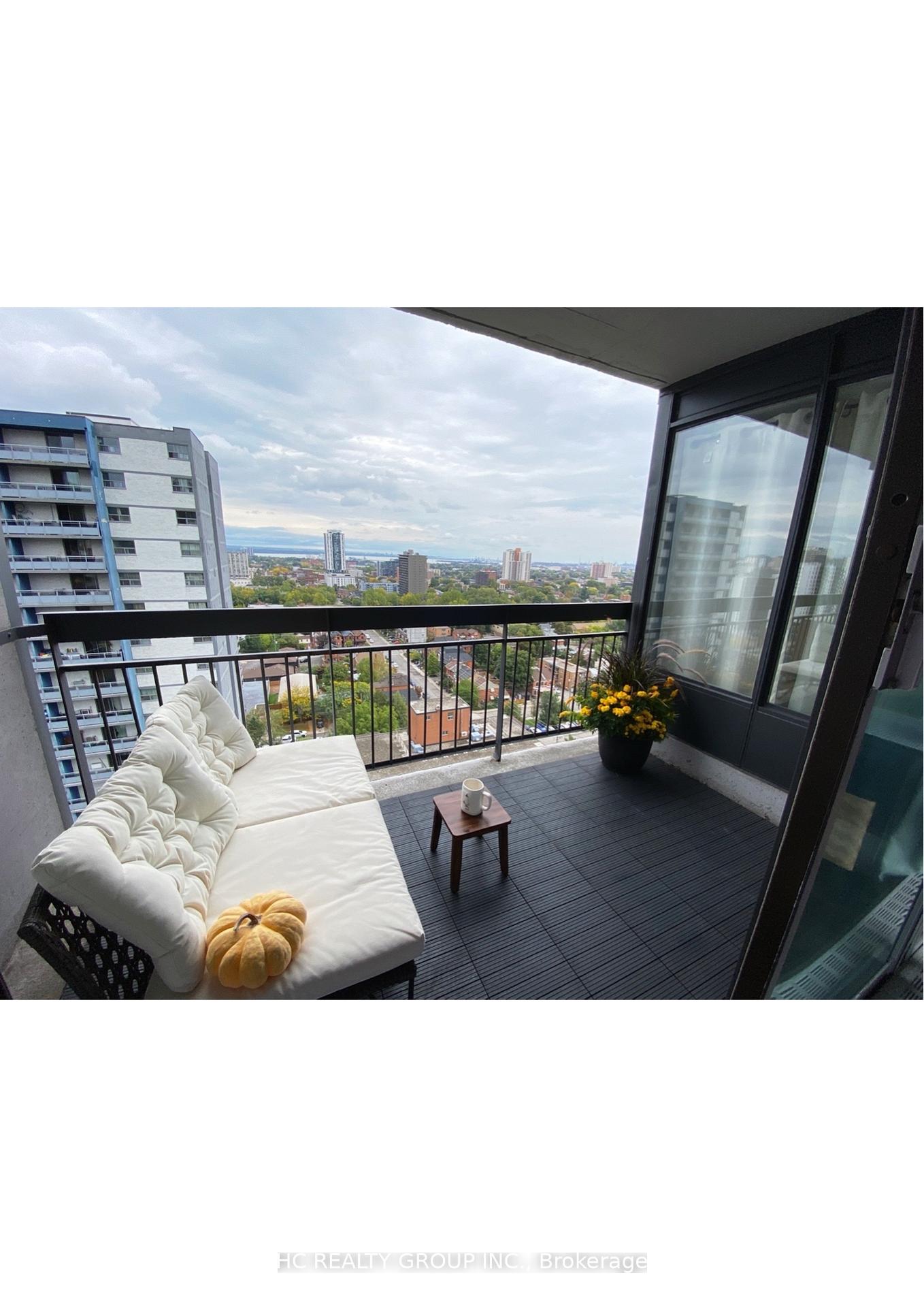 Photo 19 of Unit 1903, 150 Charlton Avenue E, Hamilton, Corktown — HOMEH