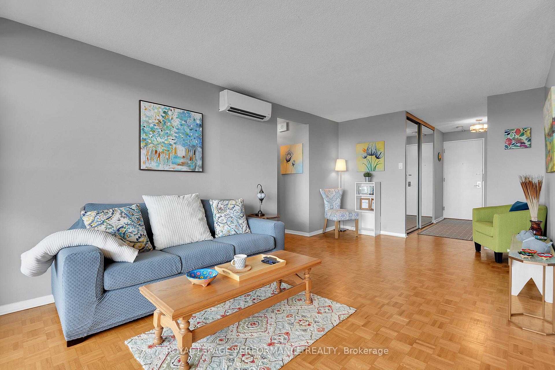Photo 13 of Unit 2408, 515 St Laurent Boulevard, Ottawa, Viscount Alexander Park — HOMEH