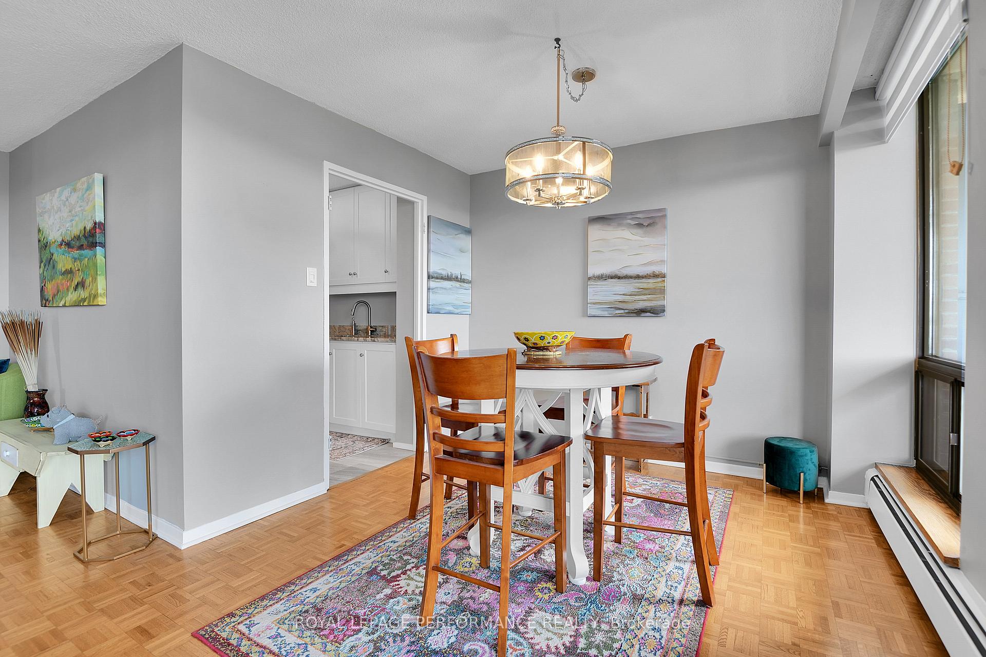Photo 15 of Unit 2408, 515 St Laurent Boulevard, Ottawa, Viscount Alexander Park — HOMEH