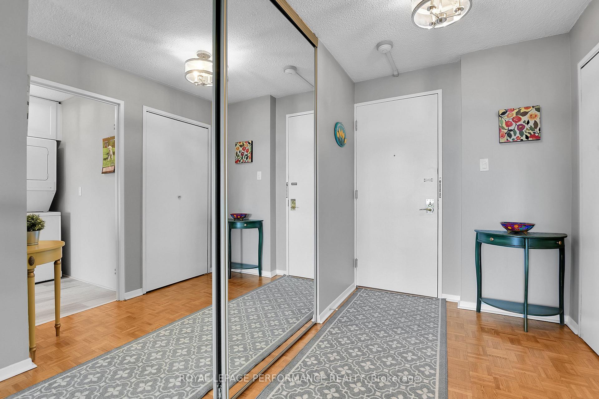 Photo 27 of Unit 2408, 515 St Laurent Boulevard, Ottawa, Viscount Alexander Park — HOMEH