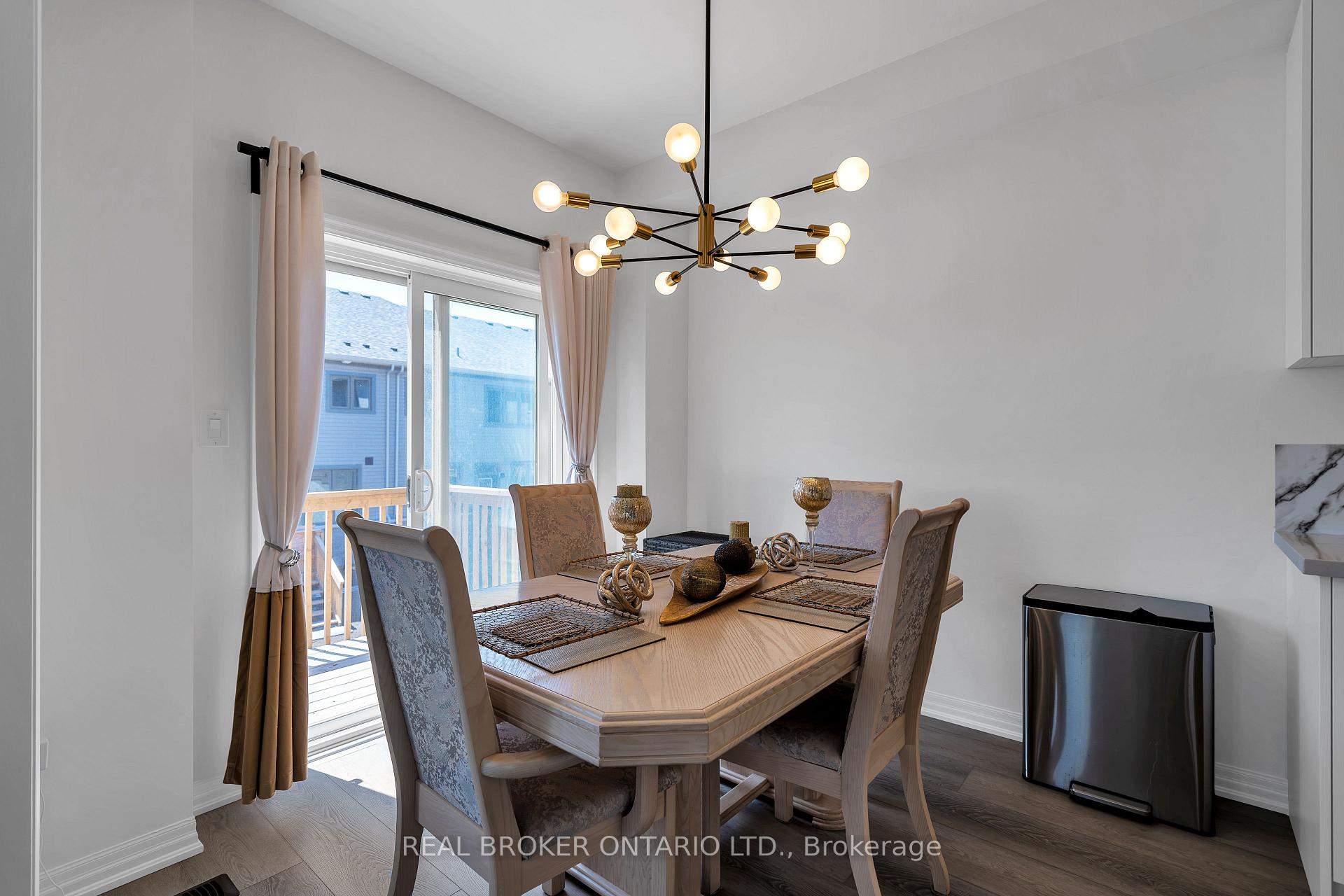 Photo 10 of 171 Flood Avenue, Clarington, Newcastle — HOMEH
