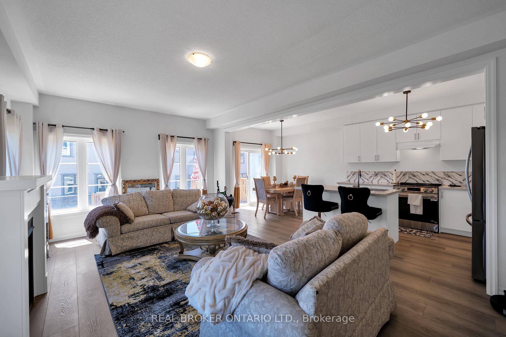 Photo 13 of 171 Flood Avenue, Clarington, Newcastle — HOMEH