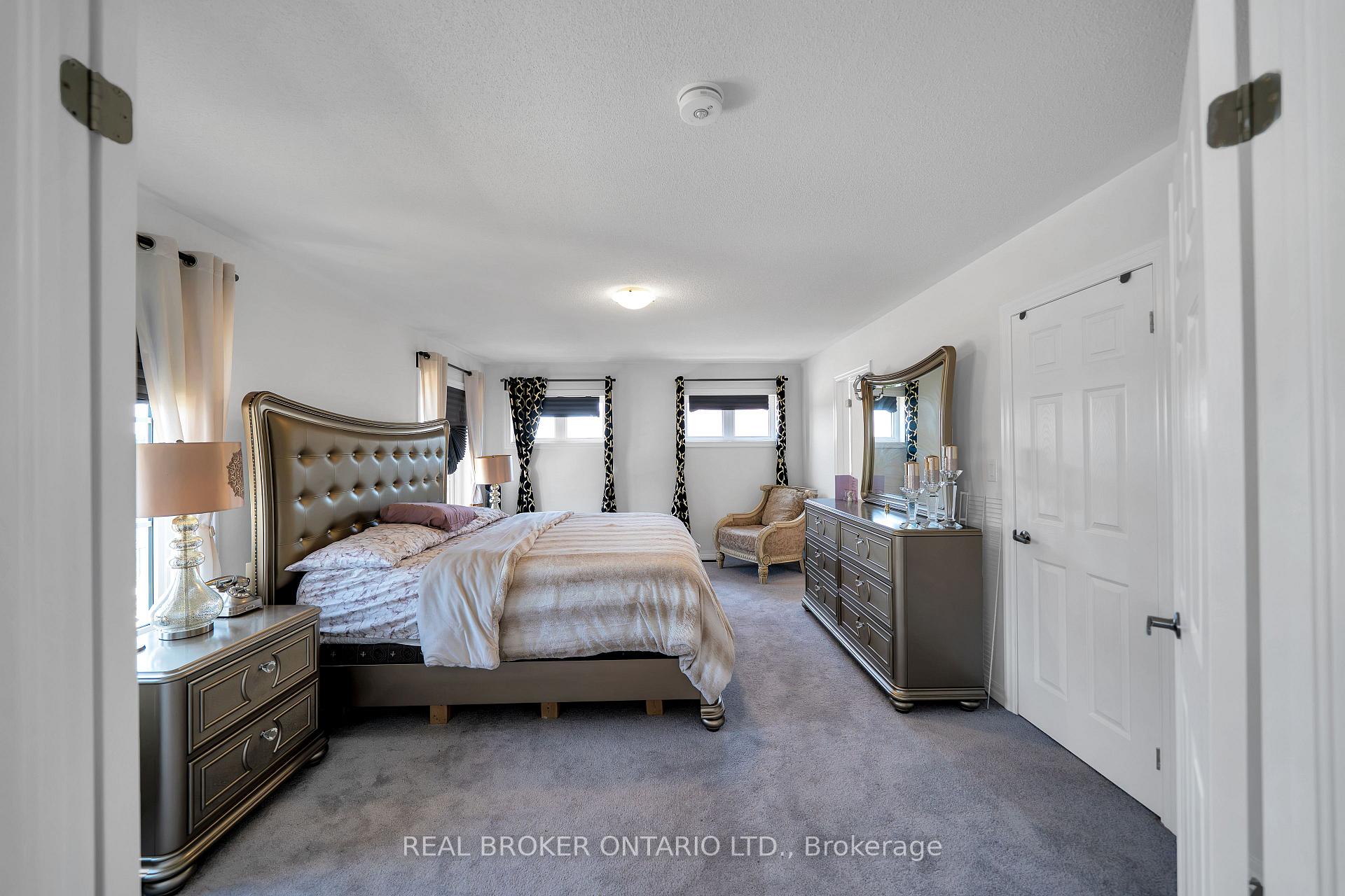 Photo 16 of 171 Flood Avenue, Clarington, Newcastle — HOMEH