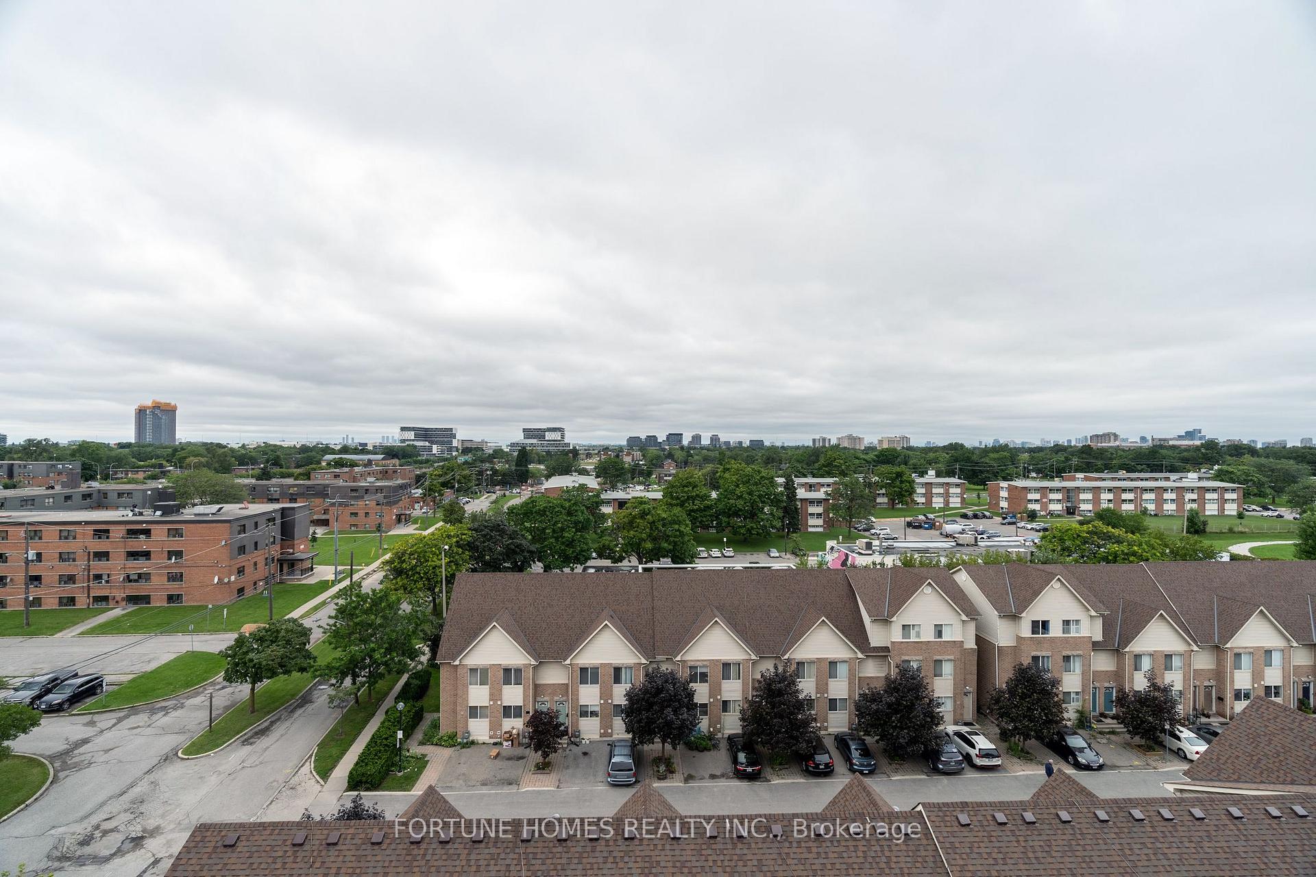 Photo 31 of Unit 816, 650 Lawrence Avenue W, Toronto, Englemount-Lawrence — HOMEH