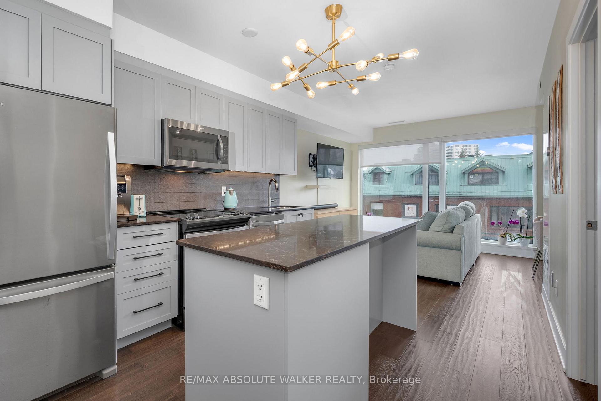 Photo 3 of Unit 308, 411 Mackay Street, Ottawa, Lindenlea — HOMEH