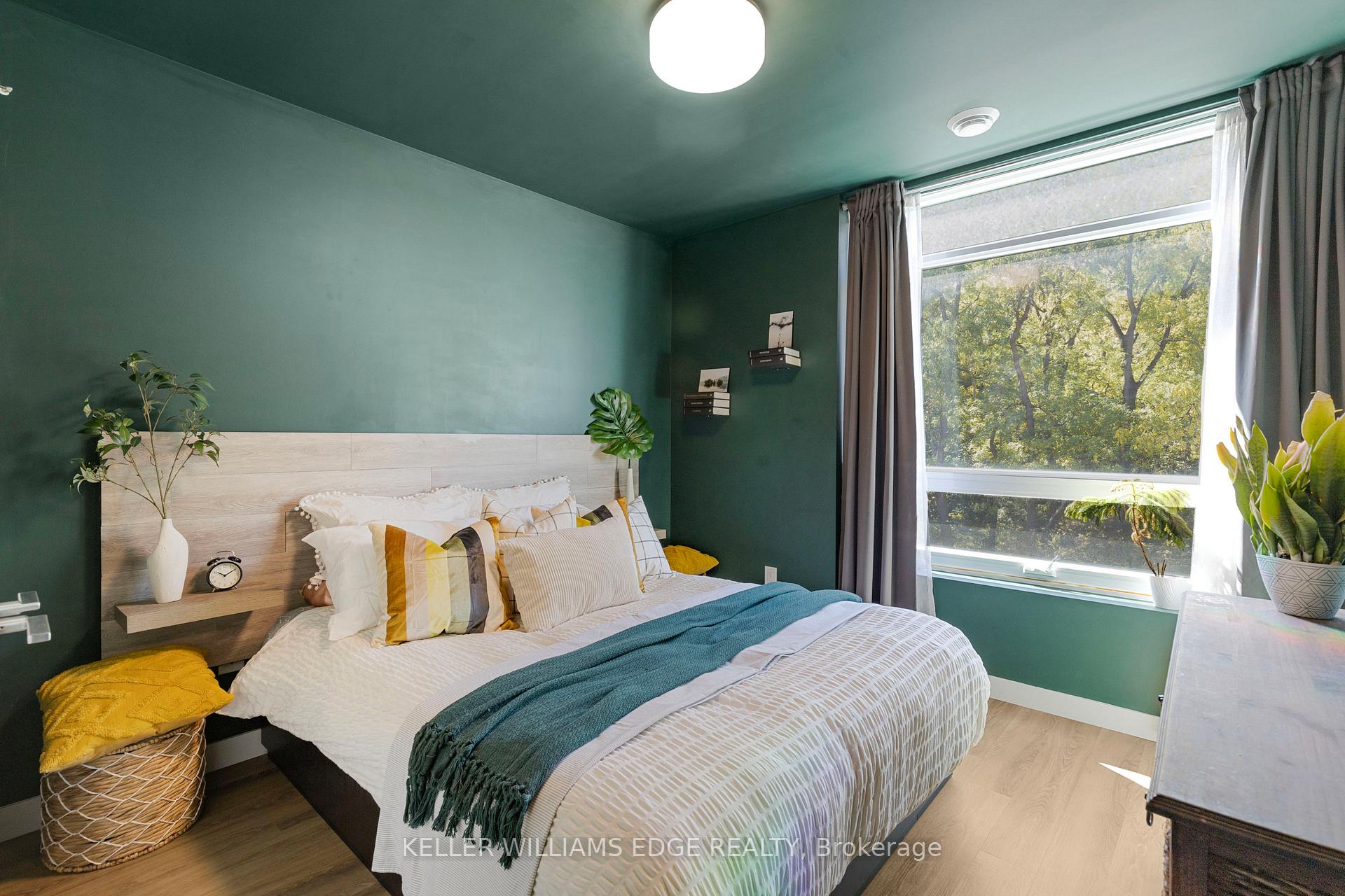 Photo 7 of Unit 401, 455 Charlton Avenue E, Hamilton, Stinson — HOMEH