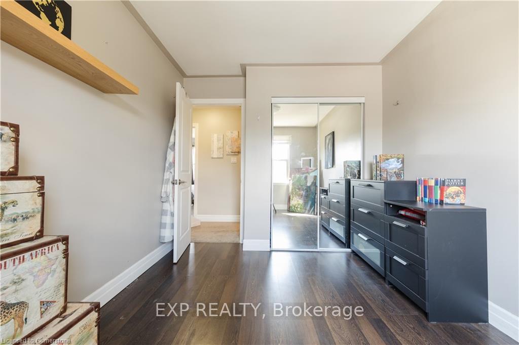 Photo 1 of Unit 5, 48 Montcalm Drive, Kitchener — HOMEH