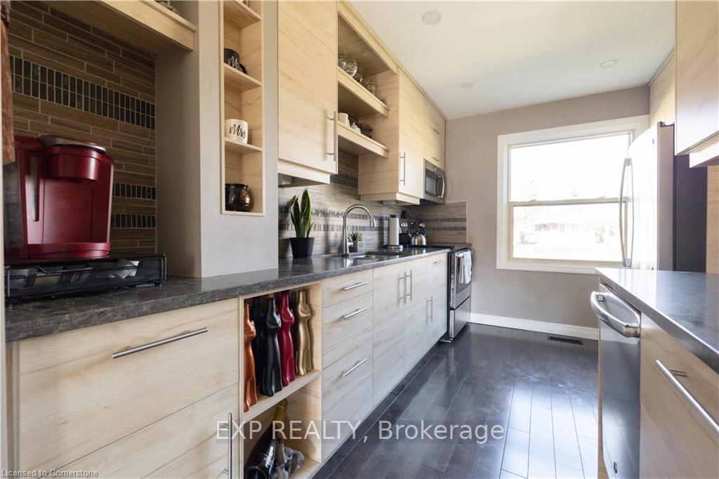 Photo 13 of Unit 5, 48 Montcalm Drive, Kitchener — HOMEH