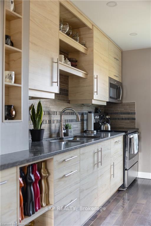 Photo 14 of Unit 5, 48 Montcalm Drive, Kitchener — HOMEH