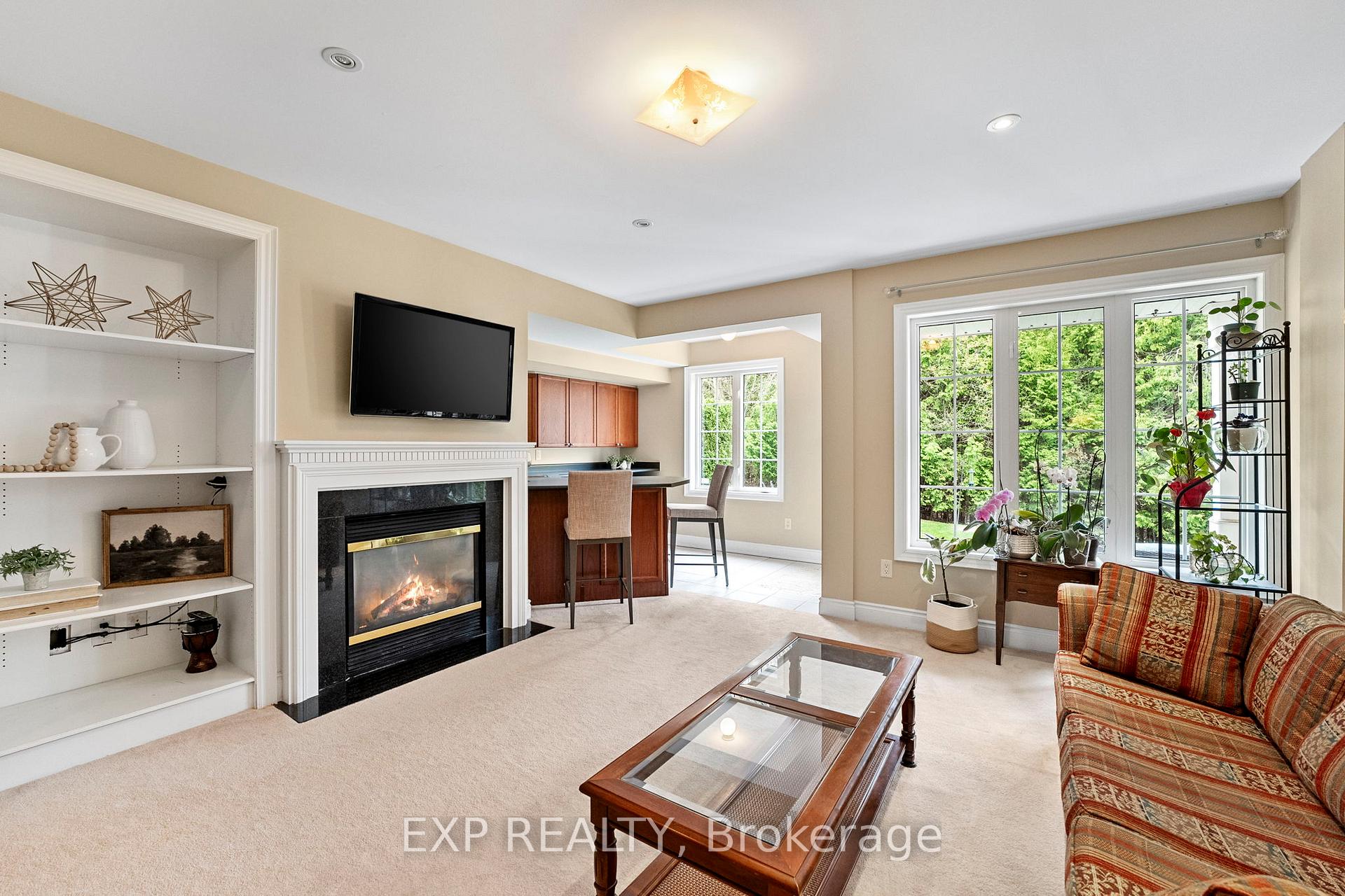 Photo 34 of 54 Stonecliffe Crescent, Aurora, Aurora Estates — HOMEH