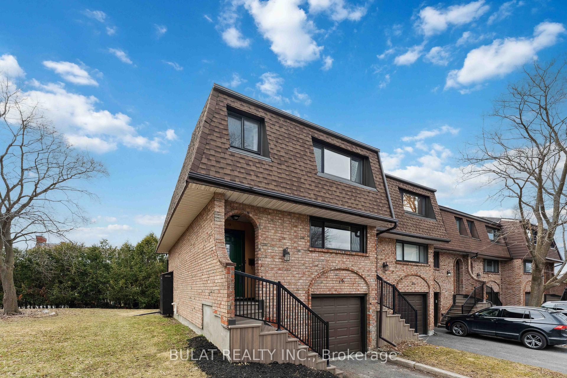 Photo 3 of Unit 19, 2 Bertona Street, Ottawa, Manordale — HOMEH