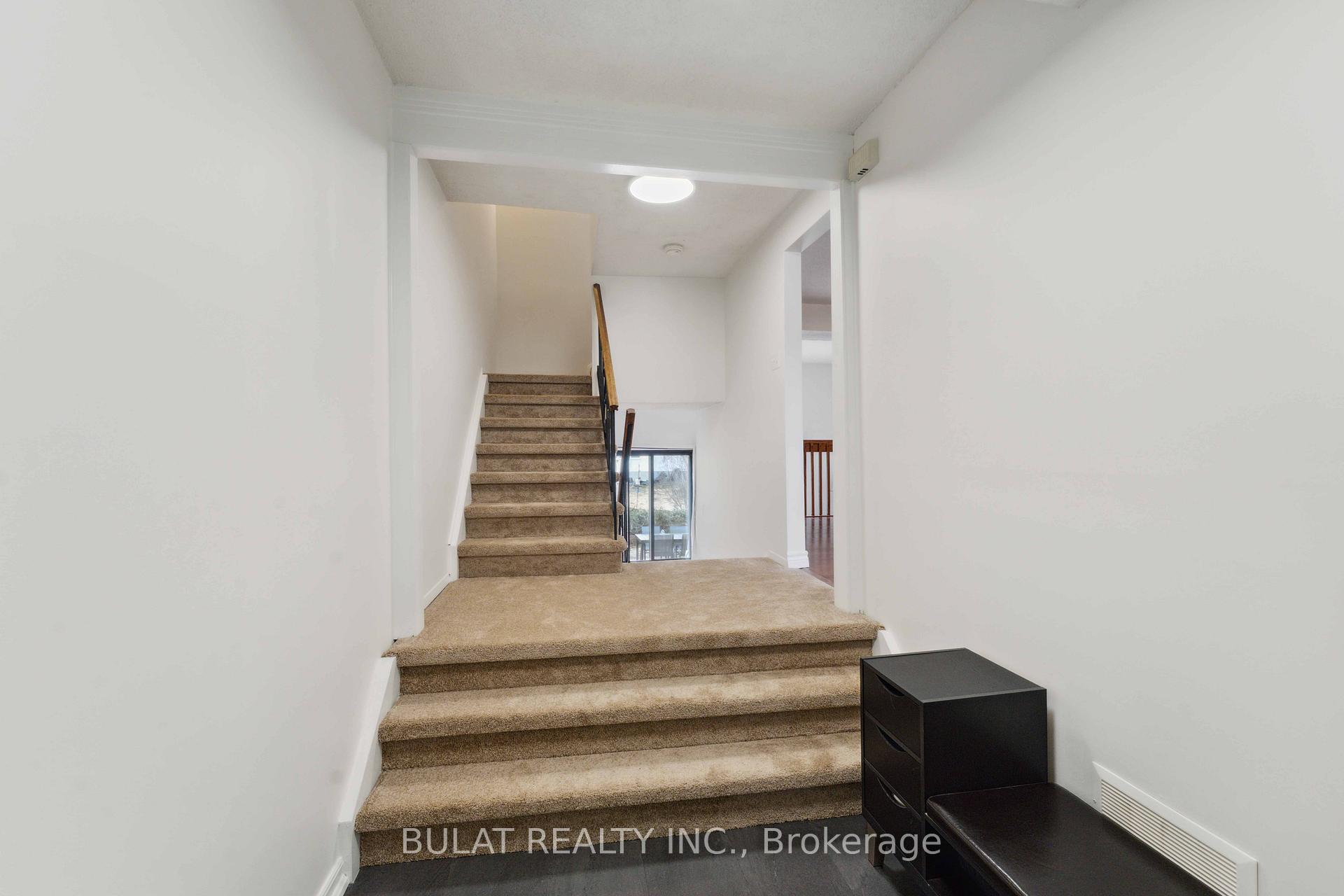 Photo 5 of Unit 19, 2 Bertona Street, Ottawa, Manordale — HOMEH