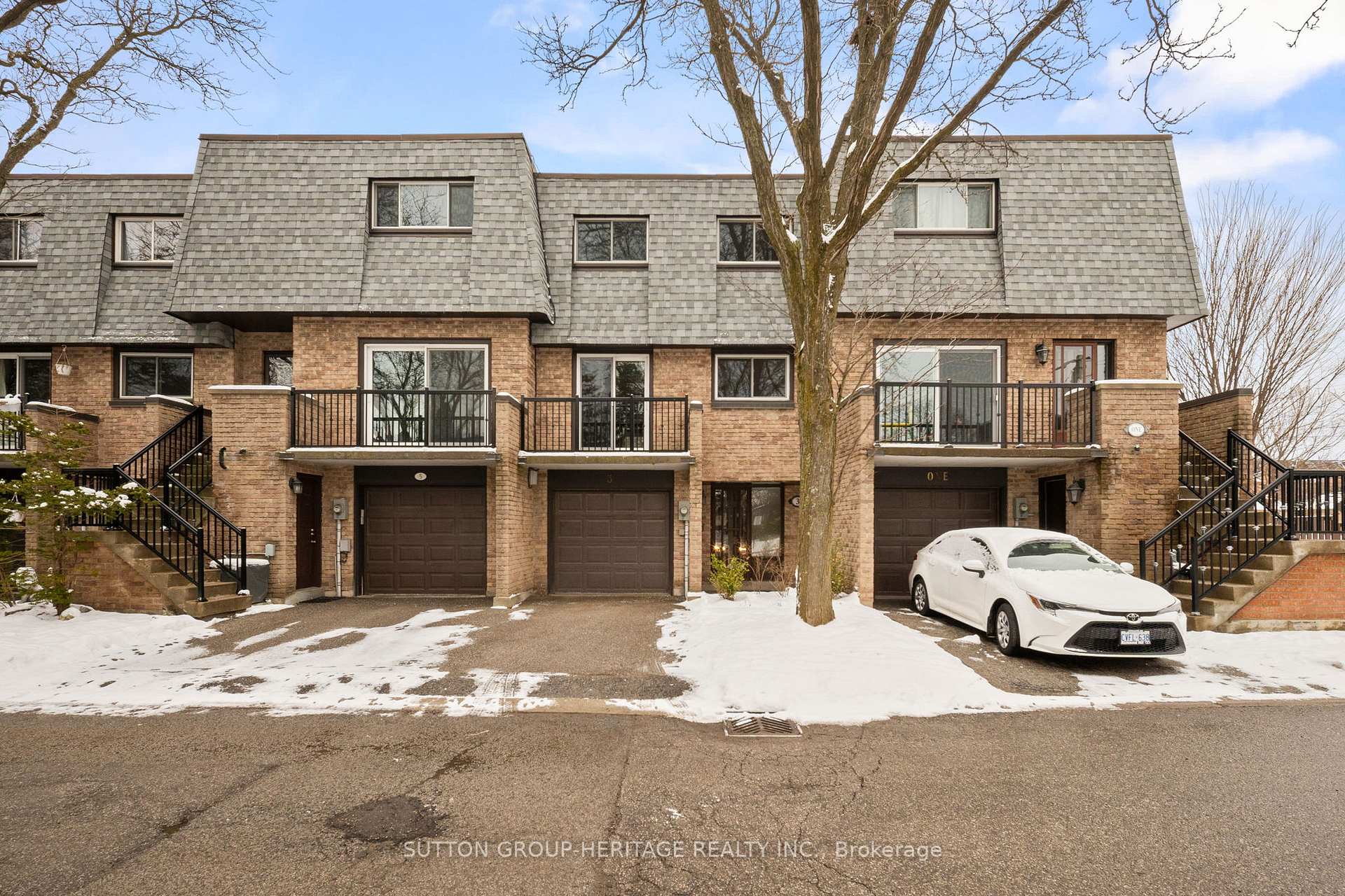 Photo 1 of 3 Woodglen Way, Markham, Unionville — HOMEH