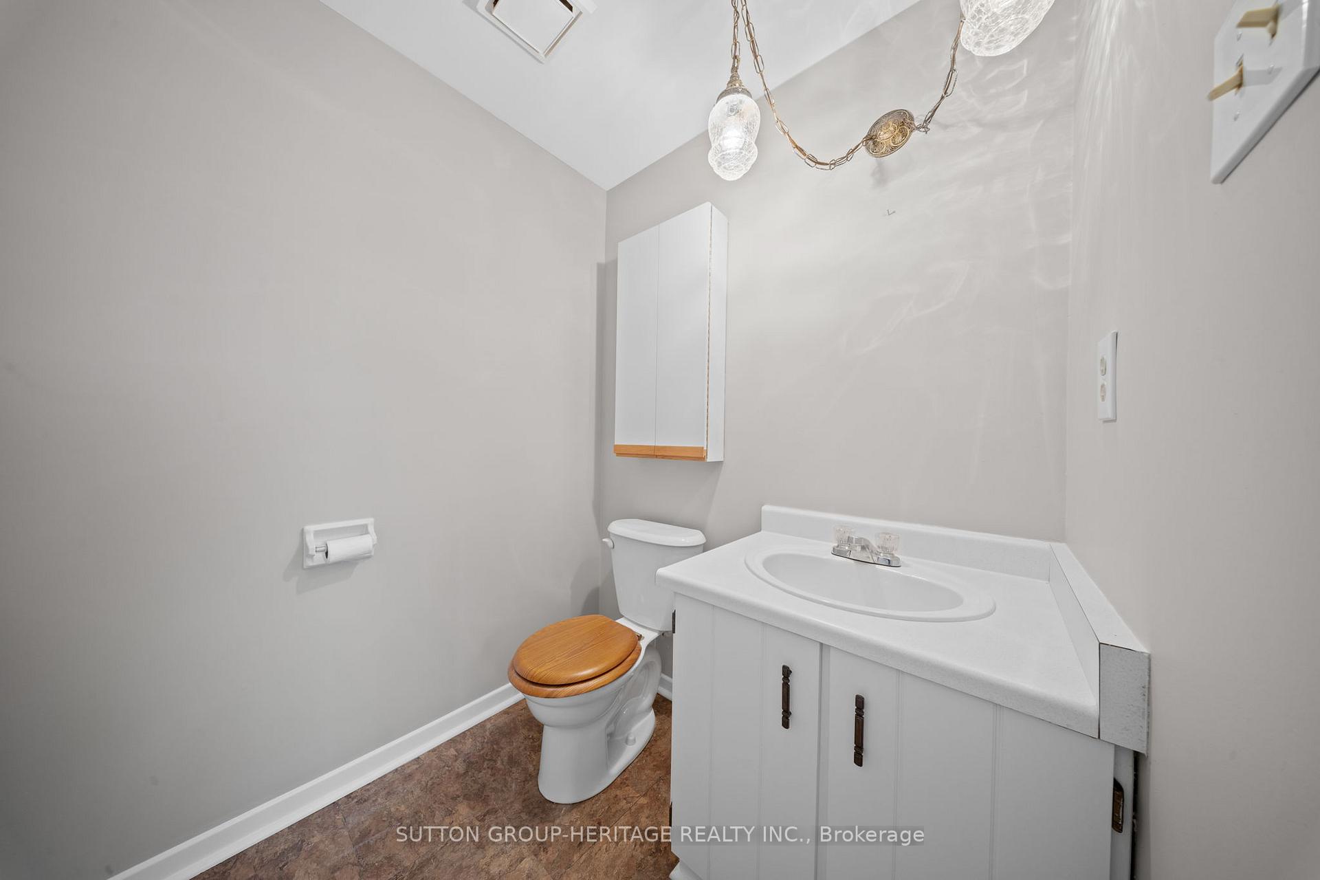 Photo 18 of 3 Woodglen Way, Markham, Unionville — HOMEH