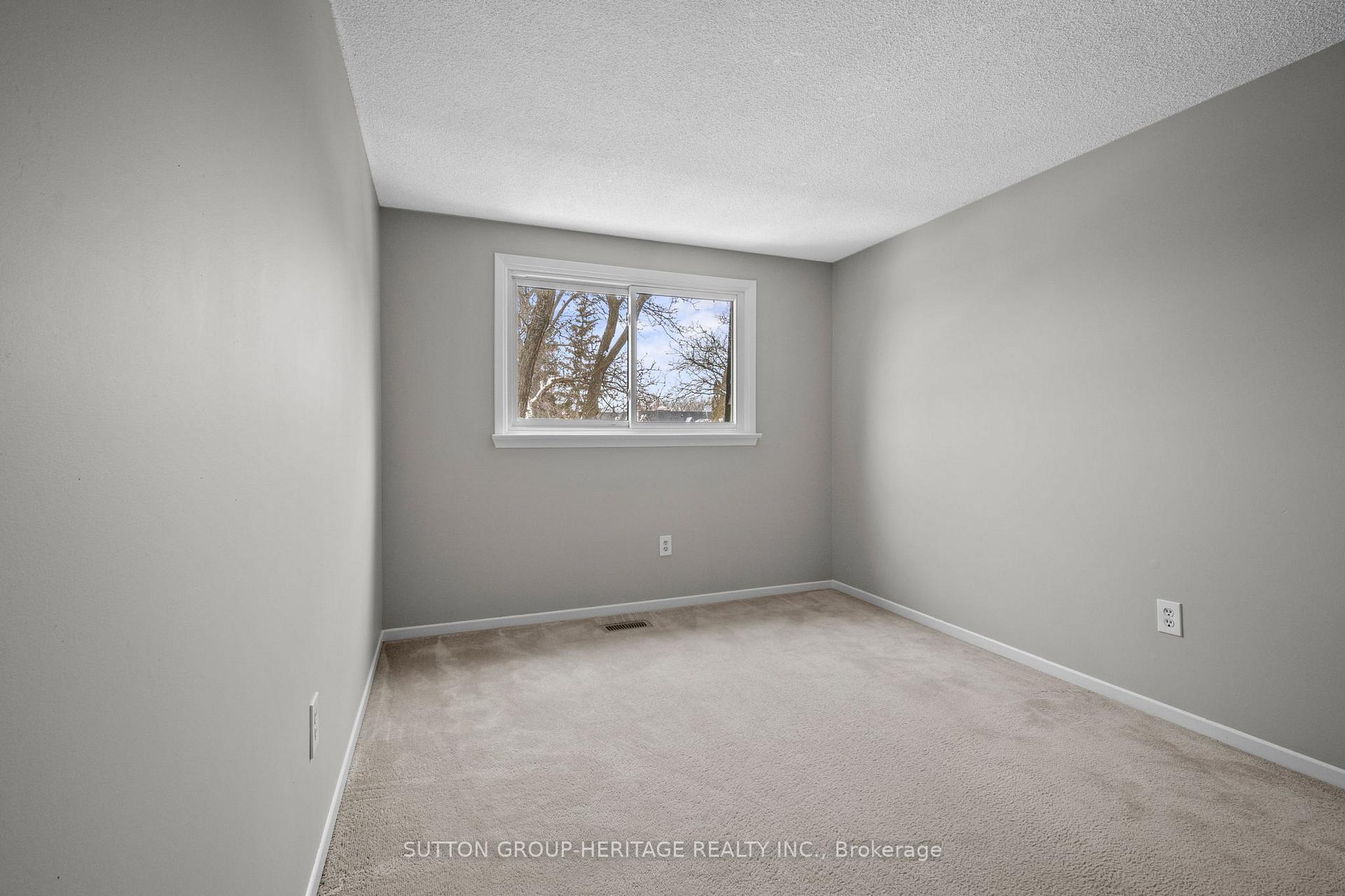 Photo 21 of 3 Woodglen Way, Markham, Unionville — HOMEH
