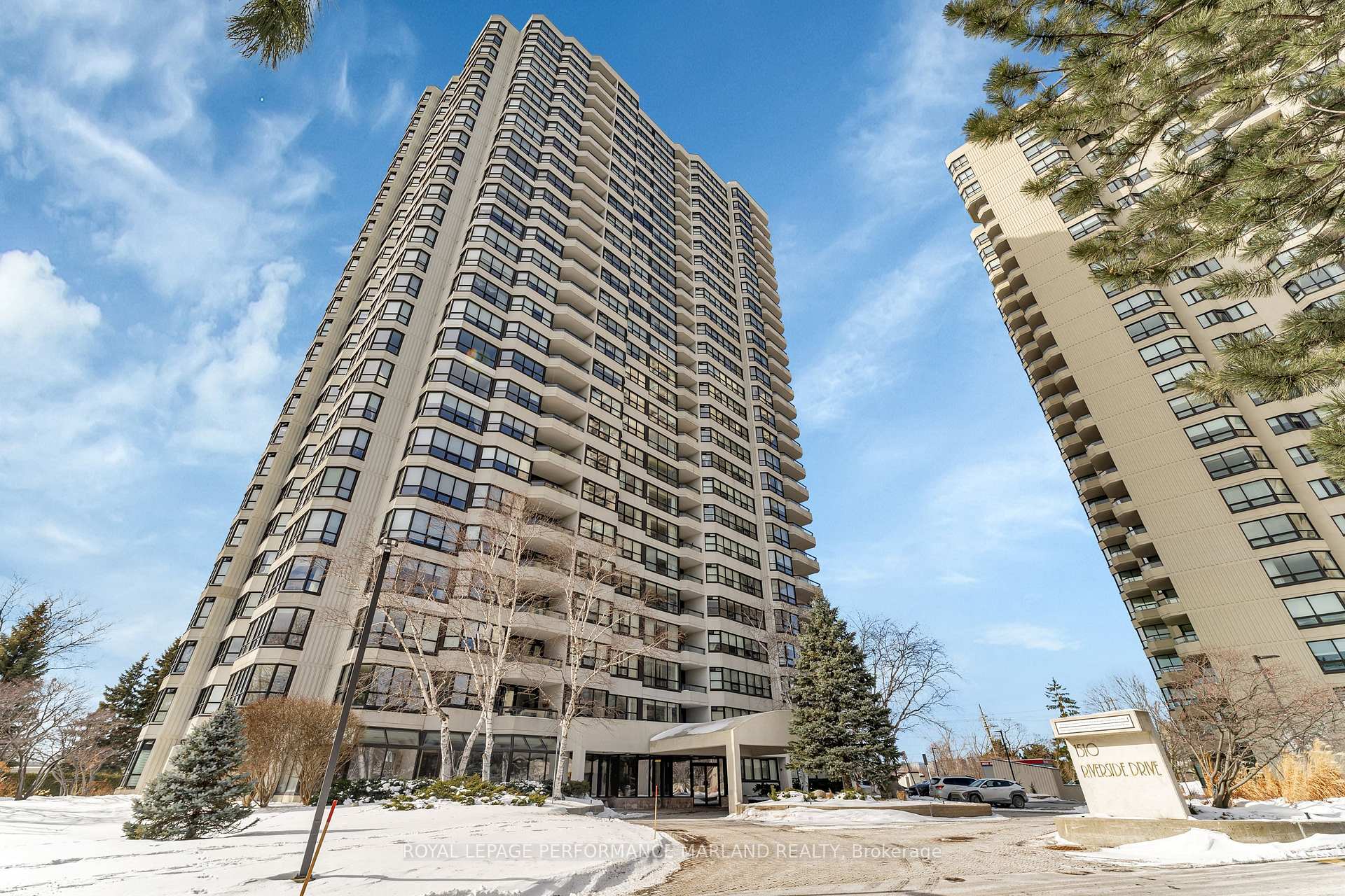 Photo 1 of Unit 907, 1510 Riverside Drive, Ottawa, Riverview Park — HOMEH