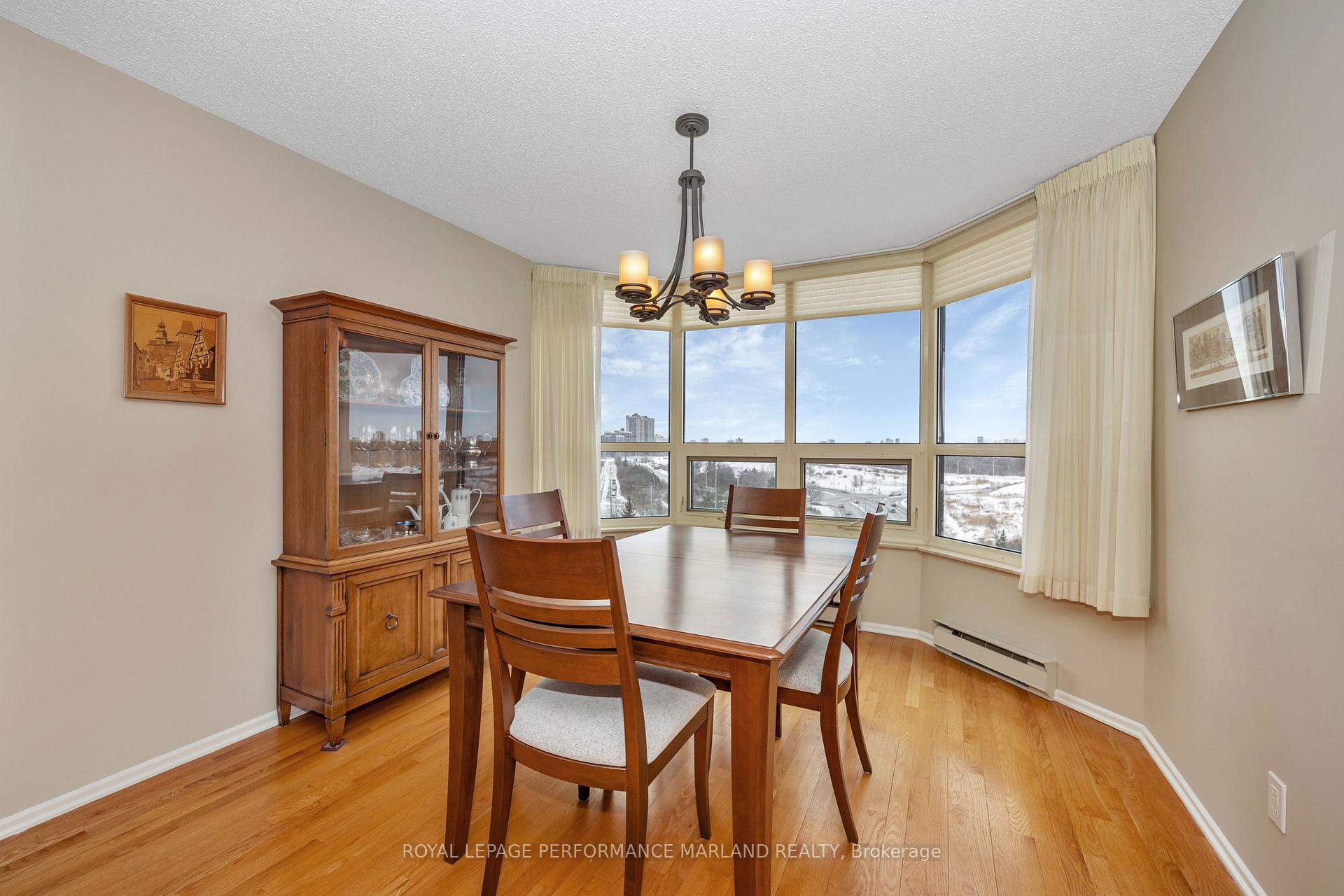 Photo 9 of Unit 907, 1510 Riverside Drive, Ottawa, Riverview Park — HOMEH