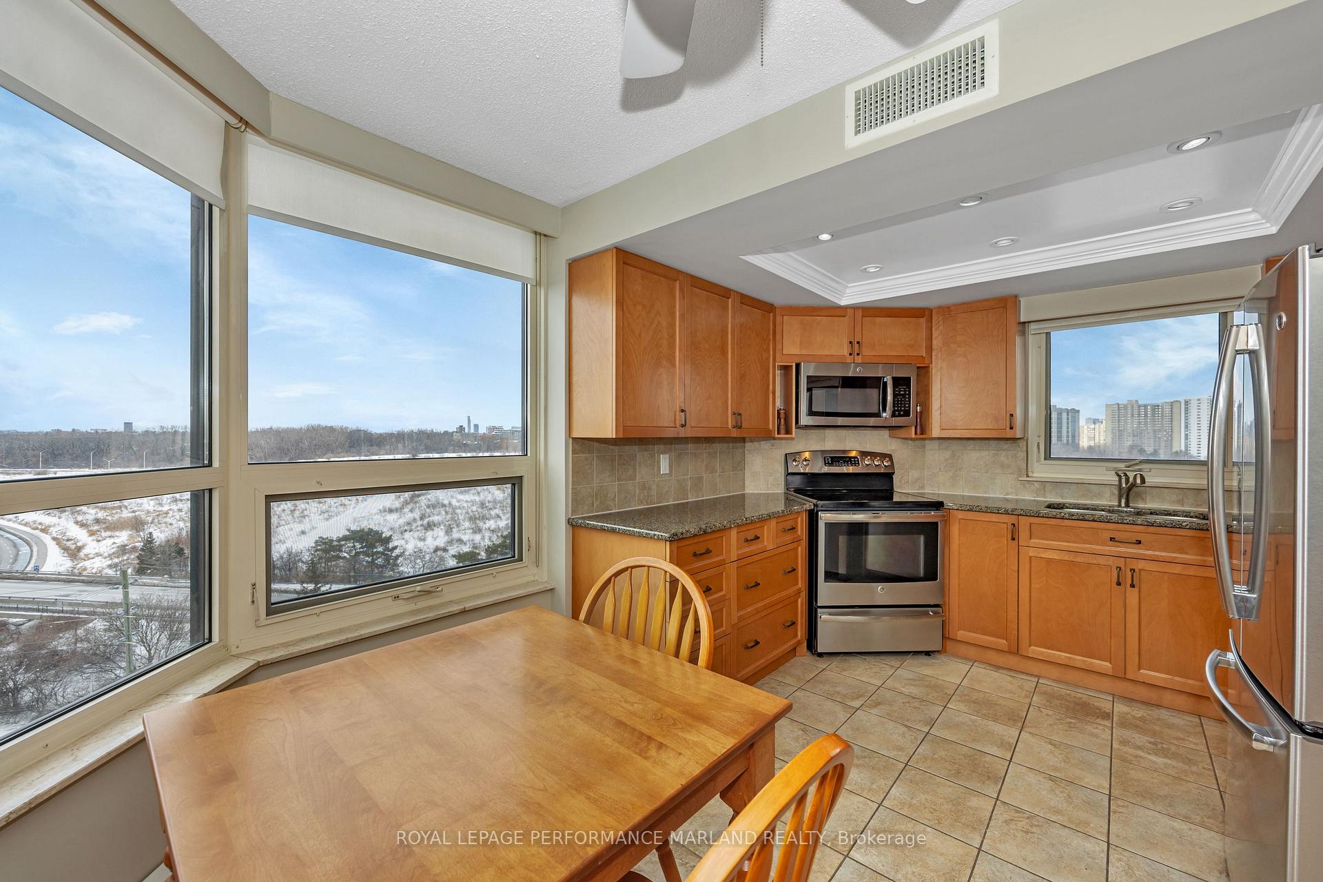 Photo 11 of Unit 907, 1510 Riverside Drive, Ottawa, Riverview Park — HOMEH