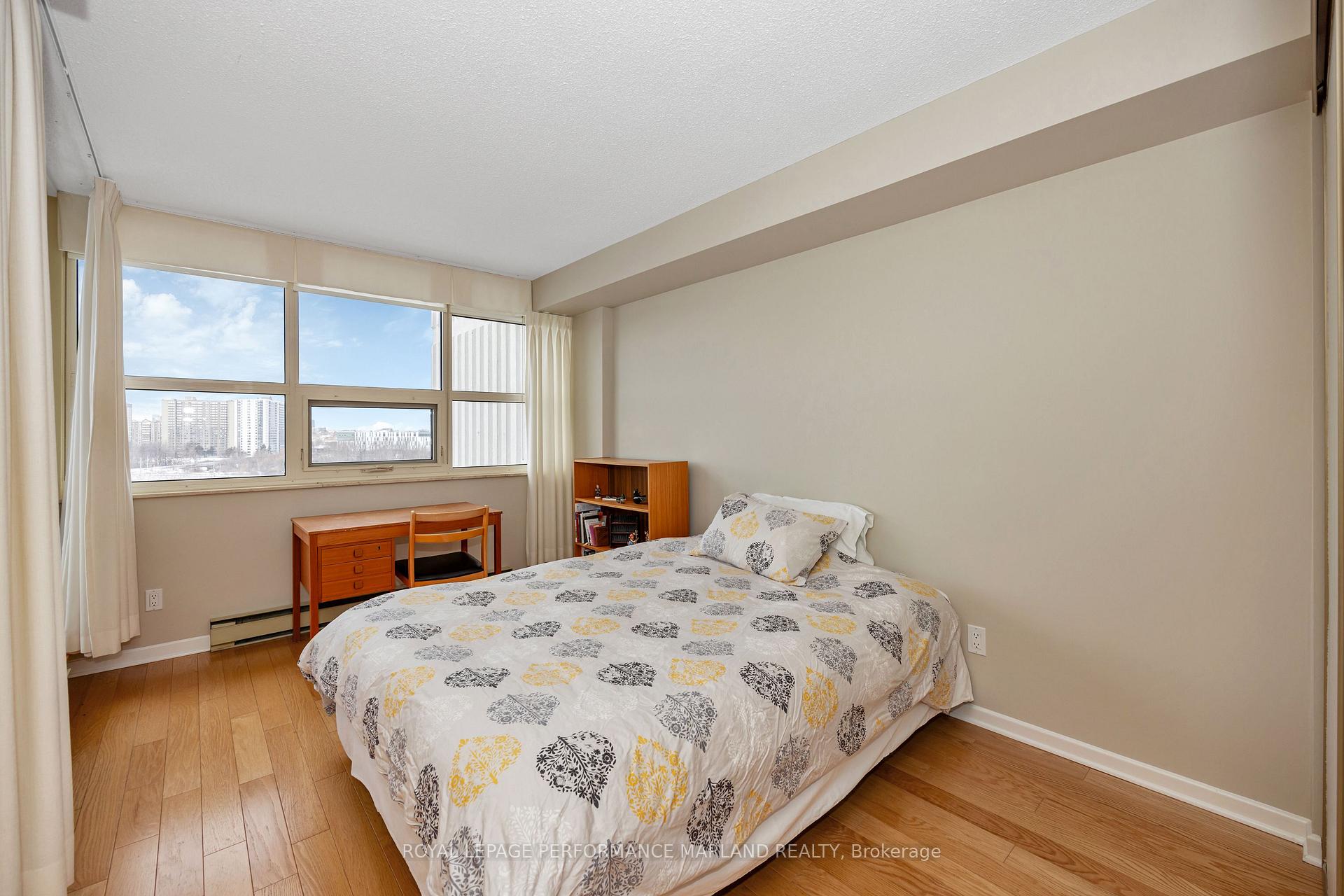 Photo 23 of Unit 907, 1510 Riverside Drive, Ottawa, Riverview Park — HOMEH