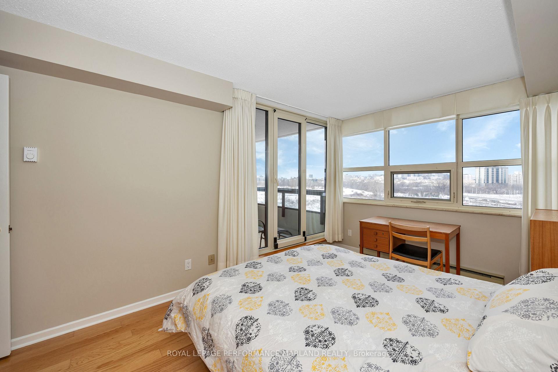 Photo 24 of Unit 907, 1510 Riverside Drive, Ottawa, Riverview Park — HOMEH