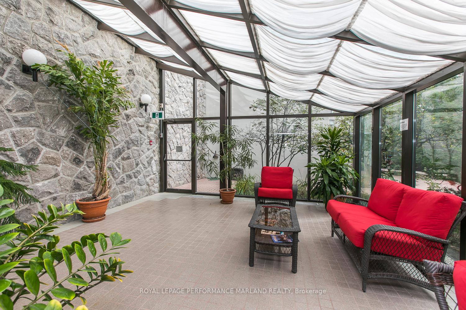 Photo 29 of Unit 907, 1510 Riverside Drive, Ottawa, Riverview Park — HOMEH