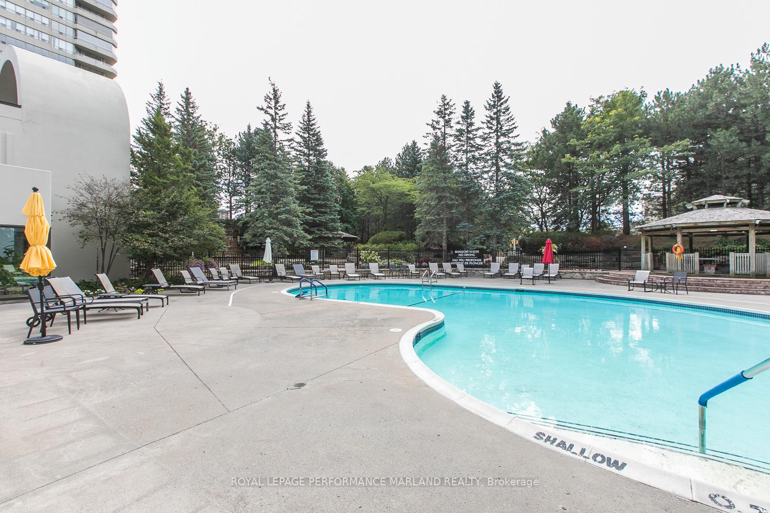 Photo 34 of Unit 907, 1510 Riverside Drive, Ottawa, Riverview Park — HOMEH