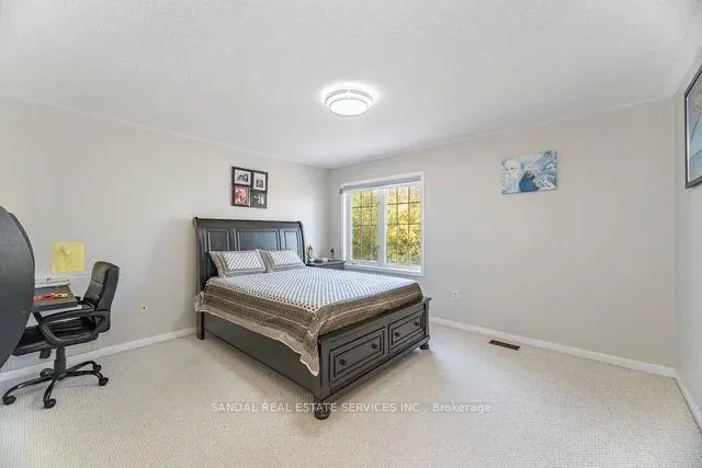 Photo 11 of 16 Vision Way, Brampton, Vales of Castlemore — HOMEH