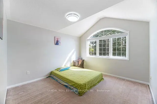 Photo 15 of 16 Vision Way, Brampton, Vales of Castlemore — HOMEH
