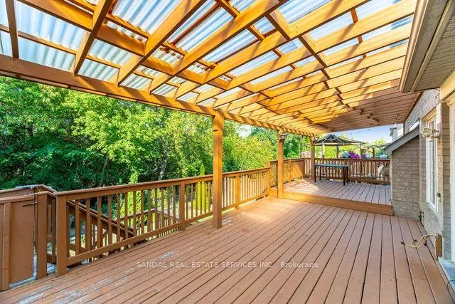 Photo 26 of 16 Vision Way, Brampton, Vales of Castlemore — HOMEH