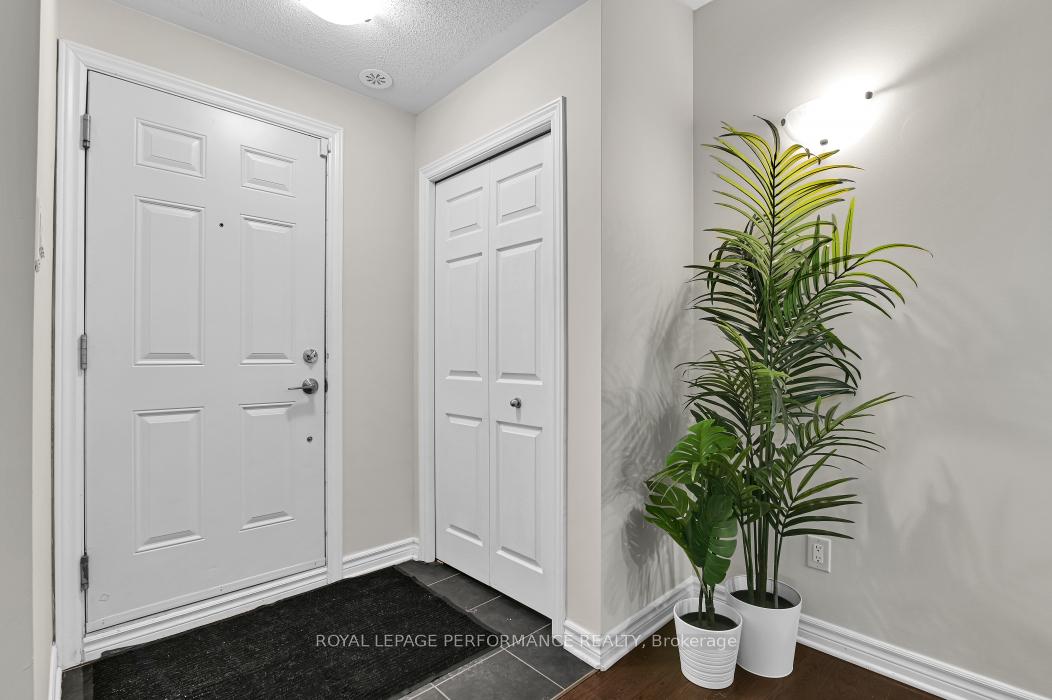 Photo 3 of Unit B, 151 Mocha, Ottawa, Blossom Park/Kemp Park/Findlay Creek — HOMEH