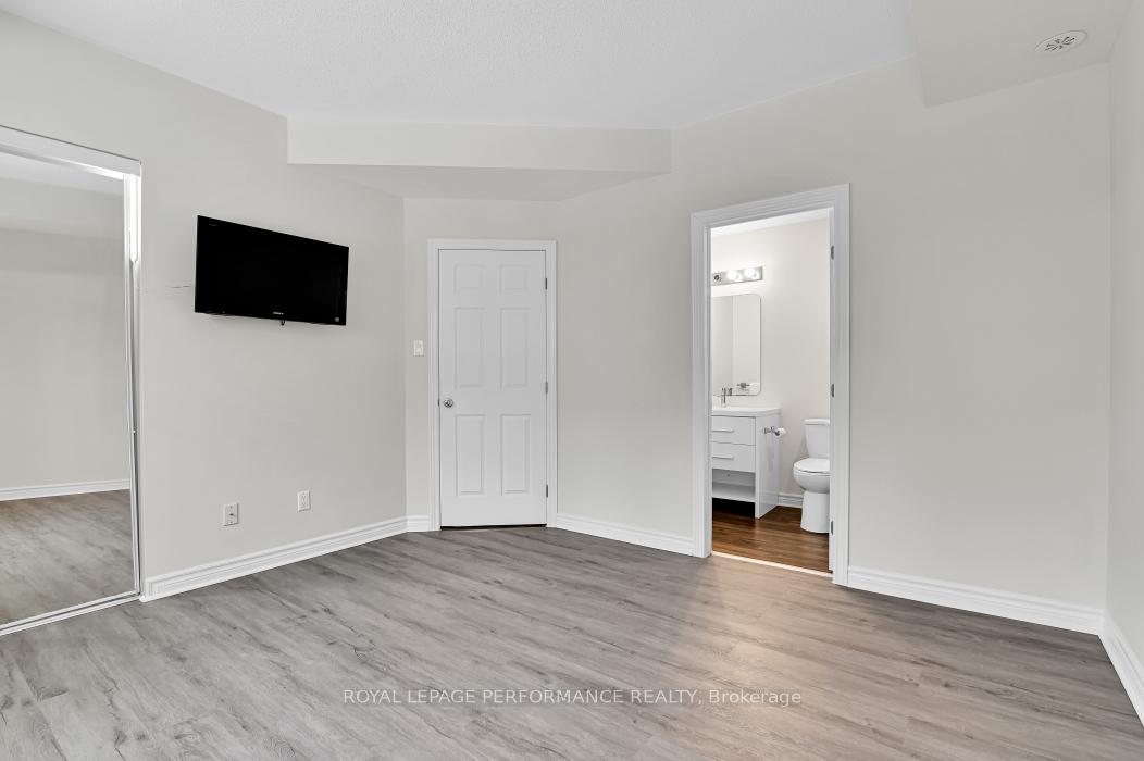 Photo 25 of Unit B, 151 Mocha, Ottawa, Blossom Park/Kemp Park/Findlay Creek — HOMEH