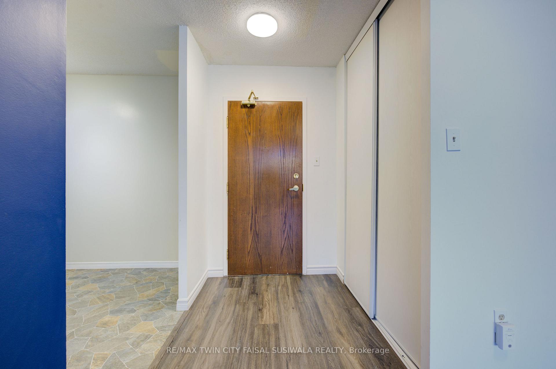 Photo 7 of Unit 108, 3227 King Street E, Kitchener — HOMEH