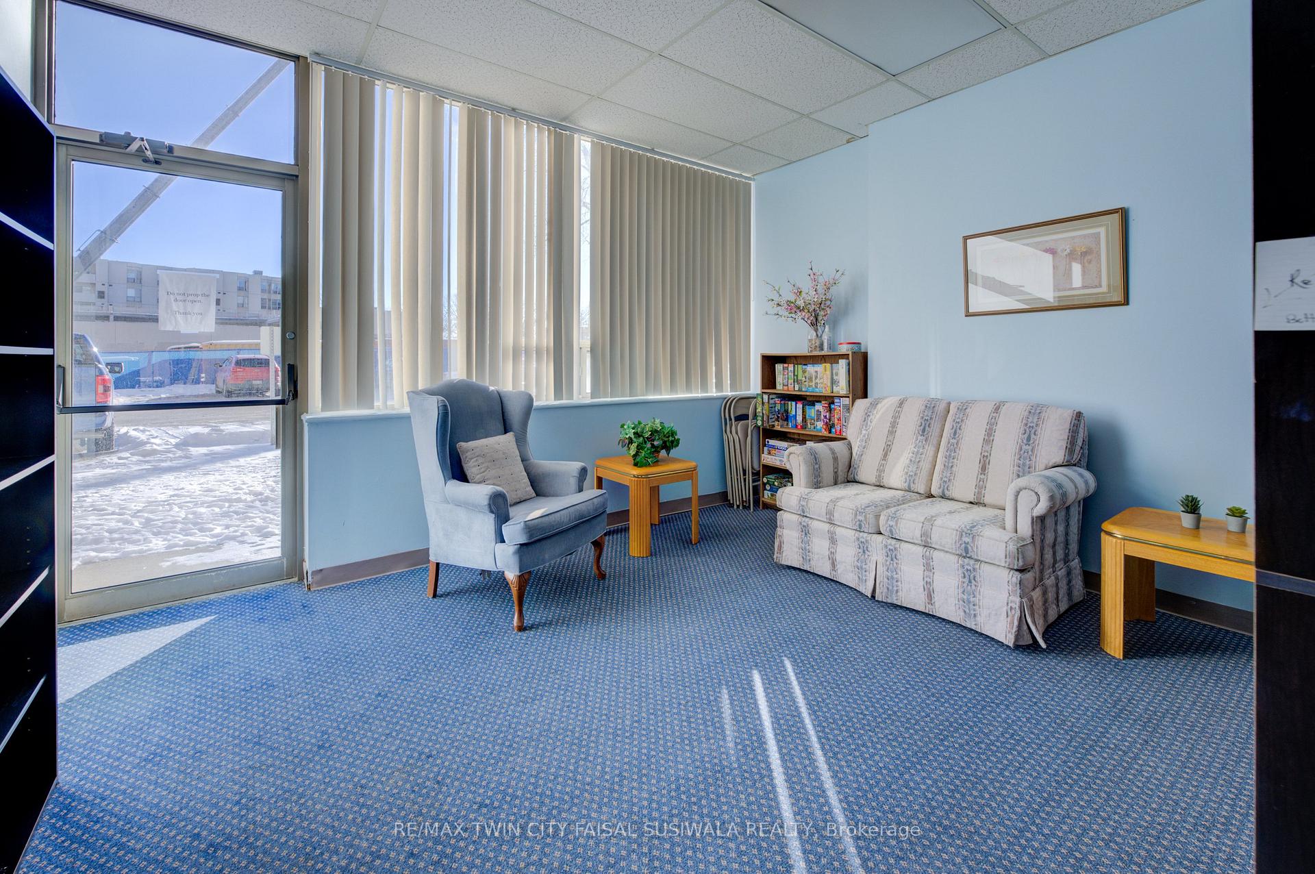 Photo 25 of Unit 108, 3227 King Street E, Kitchener — HOMEH