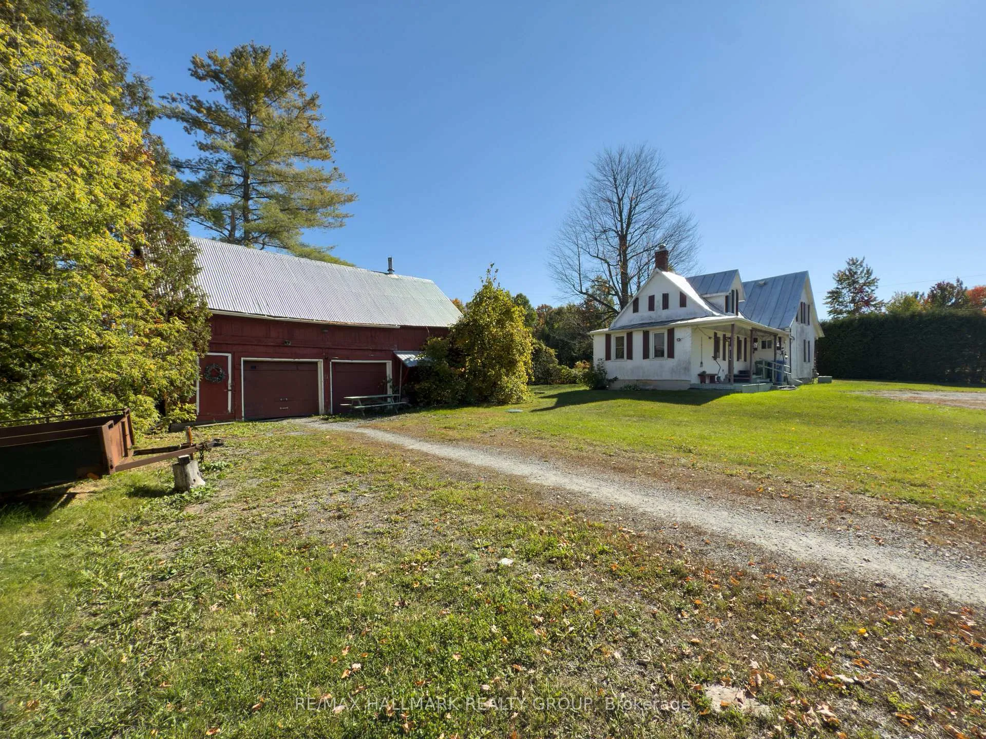 Photo 2 of 1677 Ste Anne Road, Champlain, Champlain Twp — HOMEH